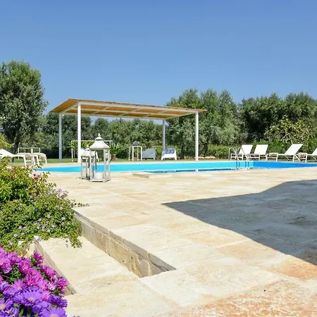 Apartamento Theros With Pool And Jacuzzi San Michele Salentino