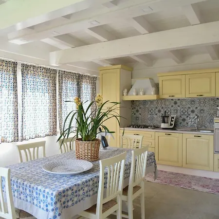 Apartamento Theros With Pool And Jacuzzi San Michele Salentino